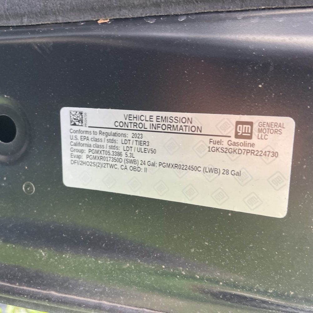 2023 GMC Yukon XL SLT