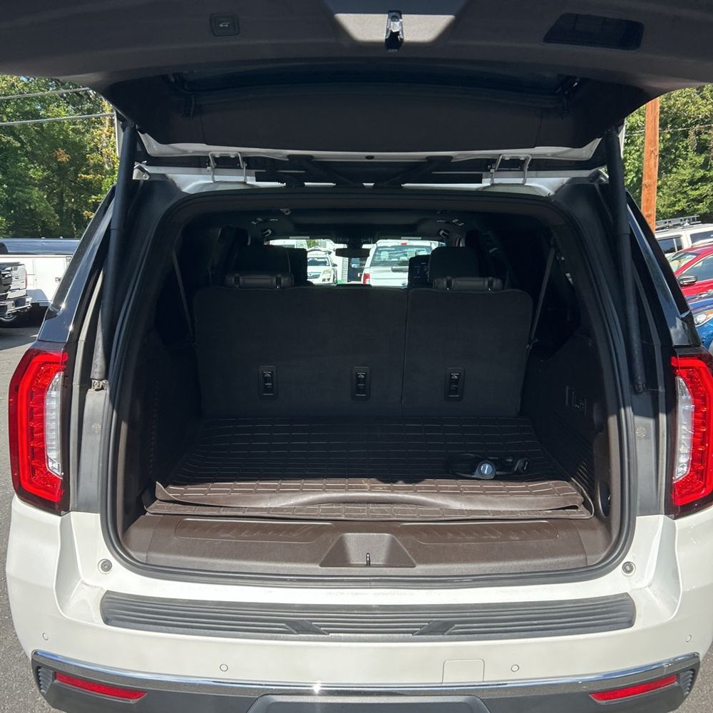 2021 GMC Yukon XL SLT