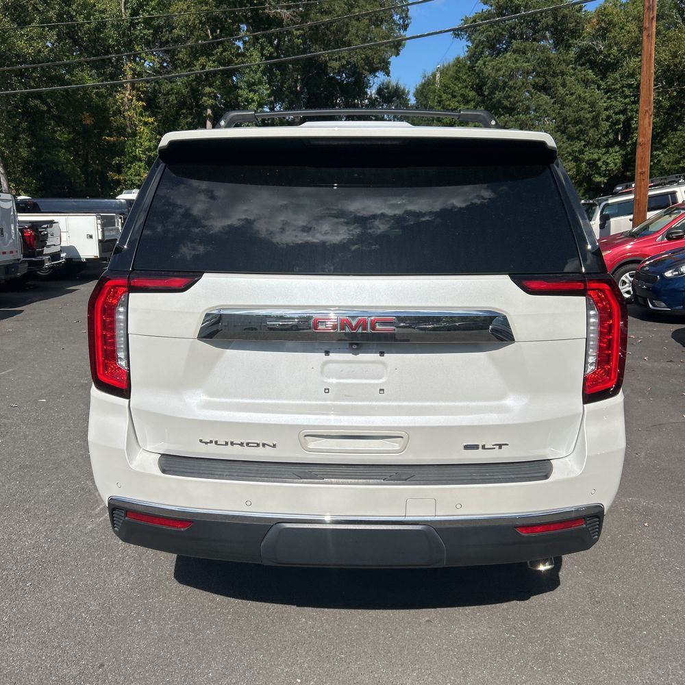 2021 GMC Yukon XL SLT