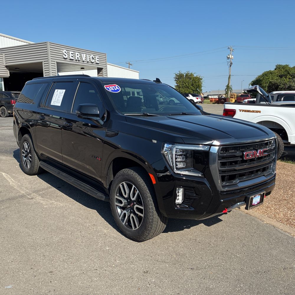 2024 GMC Yukon XL AT4