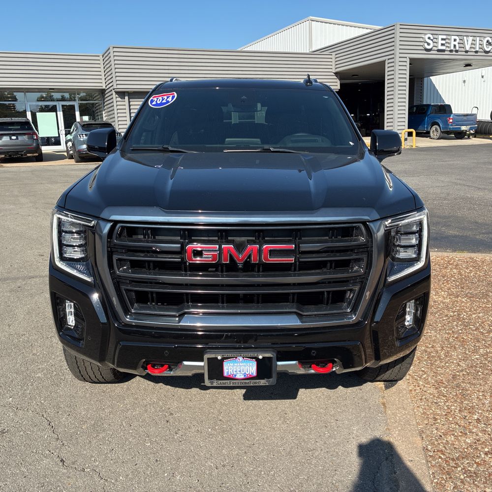 2024 GMC Yukon XL AT4