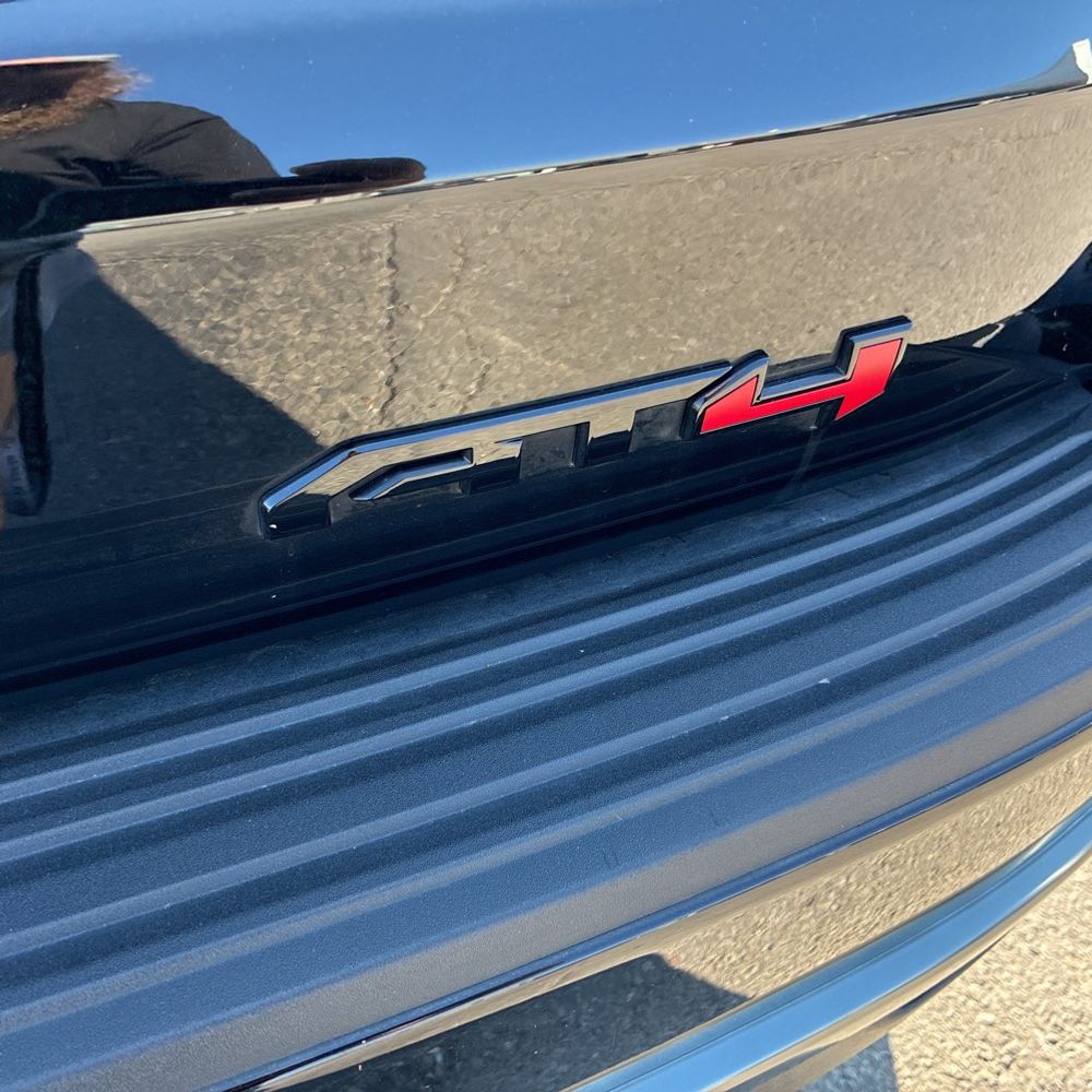 2024 GMC Yukon XL AT4