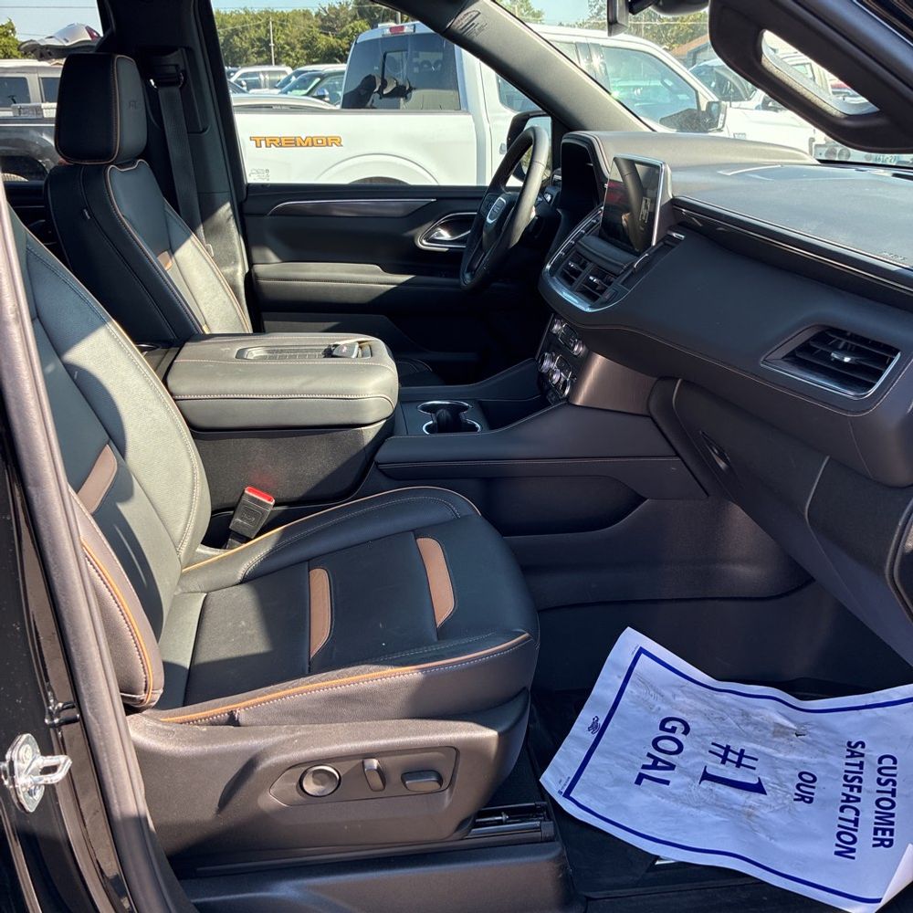 2024 GMC Yukon XL AT4