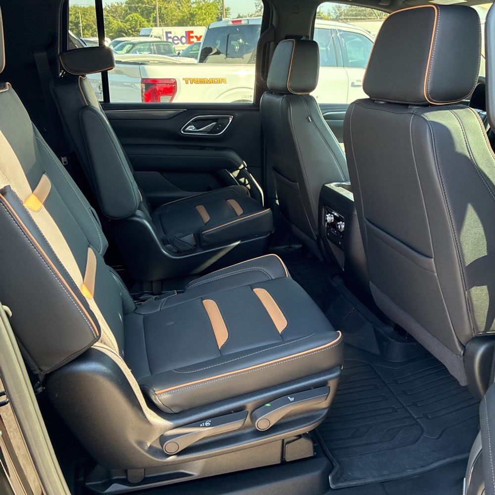 2024 GMC Yukon XL AT4
