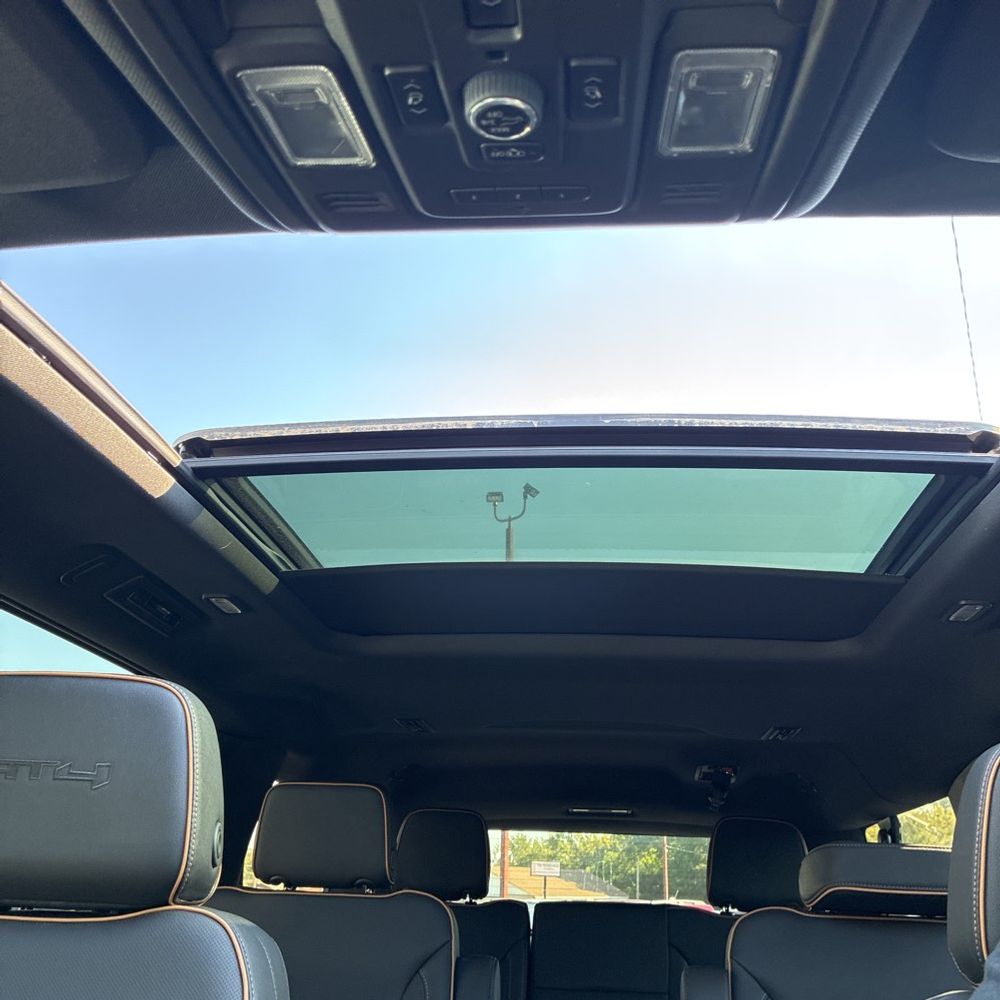 2024 GMC Yukon XL AT4