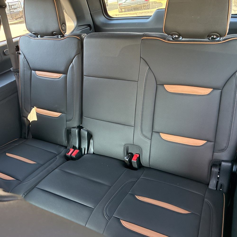 2024 GMC Yukon XL AT4