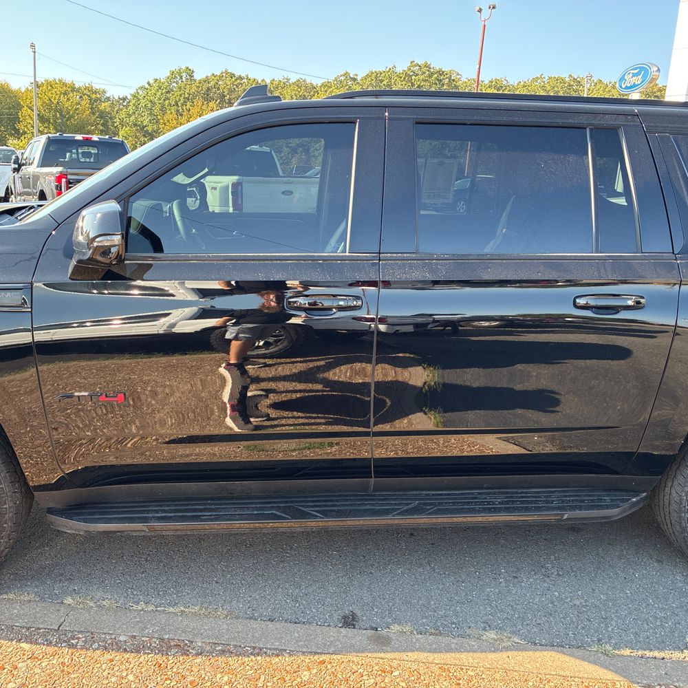 2024 GMC Yukon XL AT4