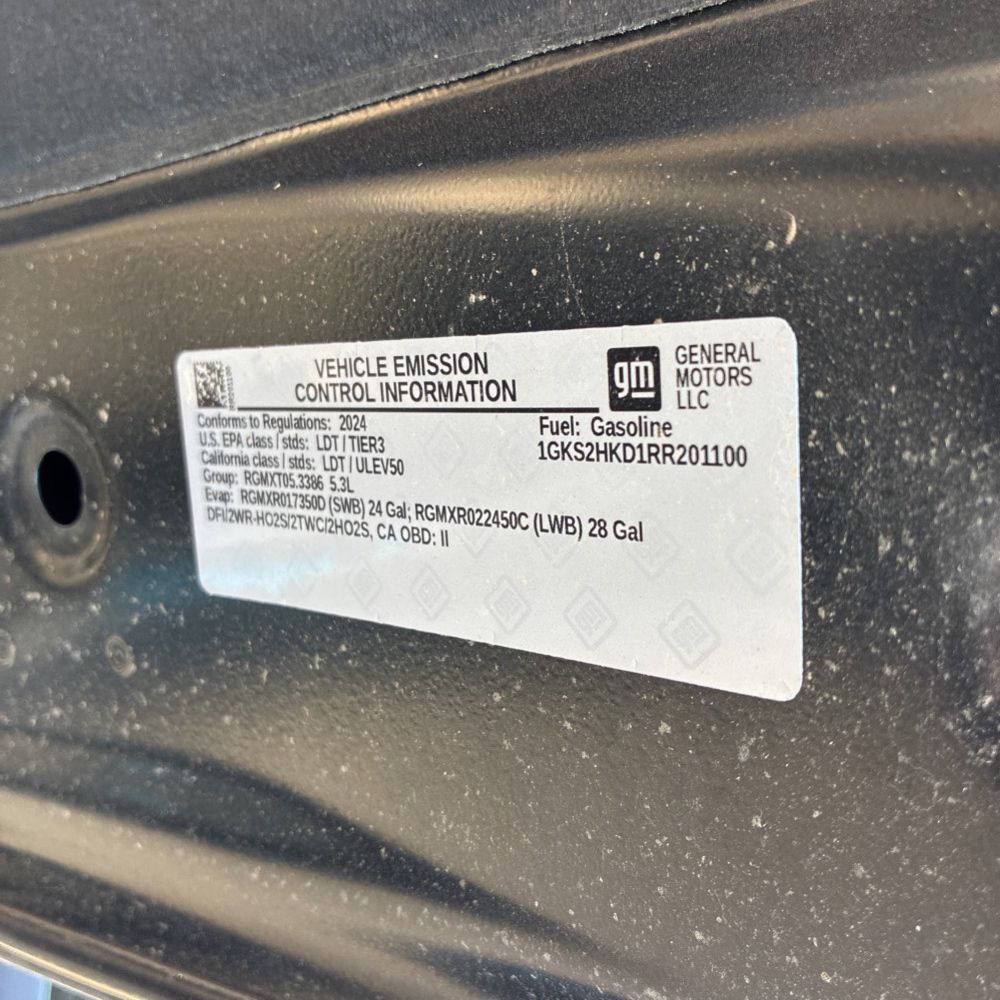 2024 GMC Yukon XL AT4