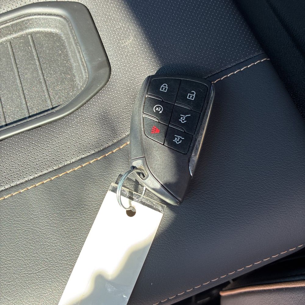 2024 GMC Yukon XL AT4