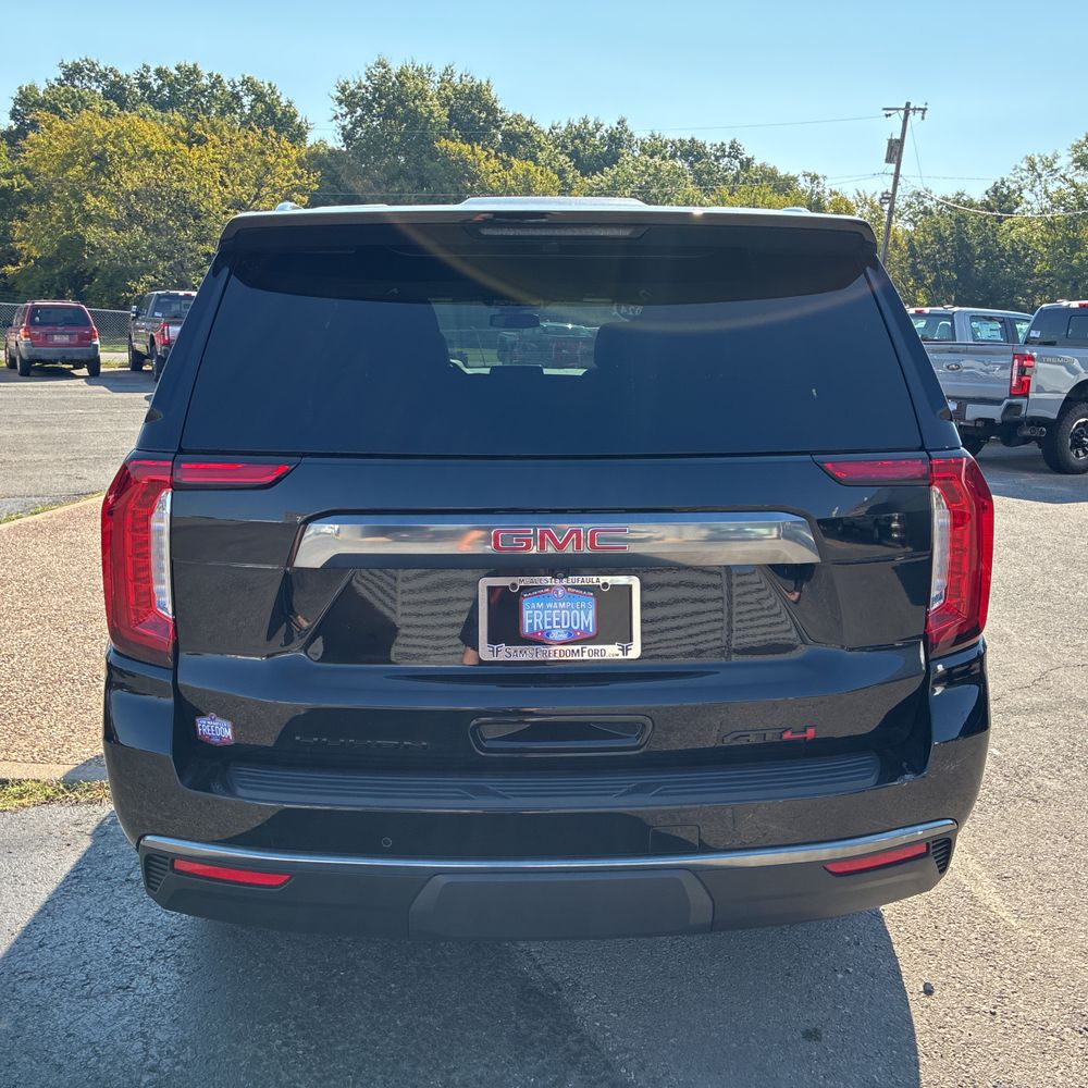 2024 GMC Yukon XL AT4