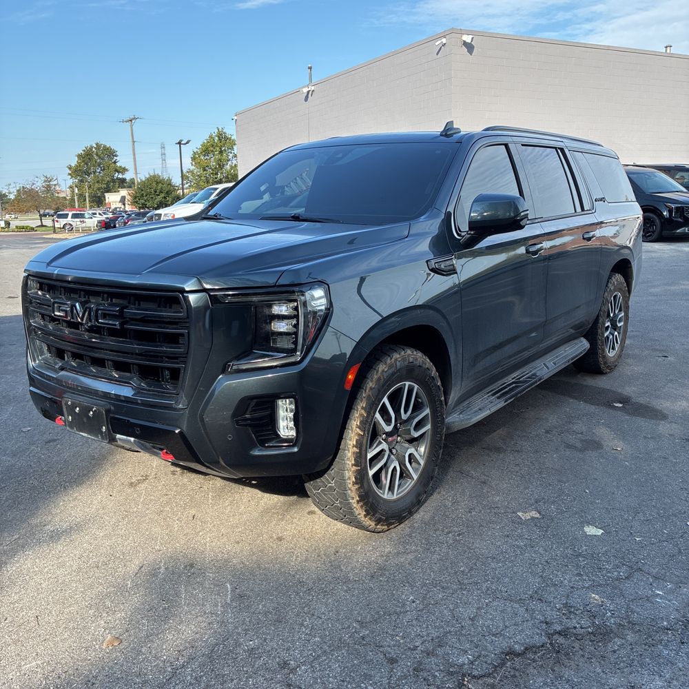2021 GMC Yukon XL AT4