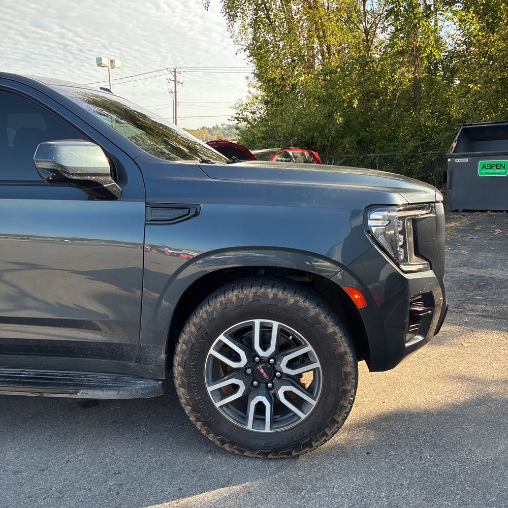2021 GMC Yukon XL AT4