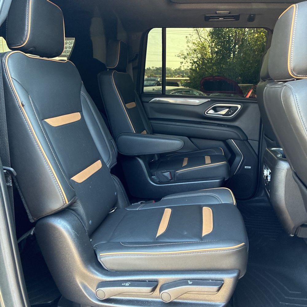 2021 GMC Yukon XL AT4