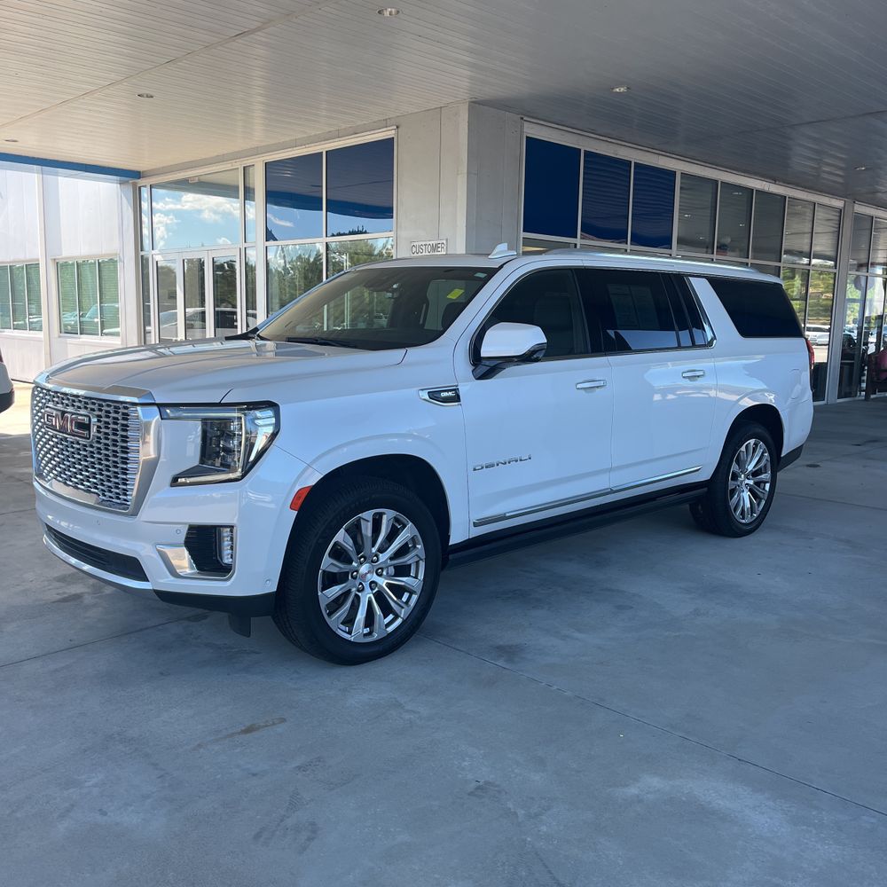 2023 GMC Yukon XL Denali