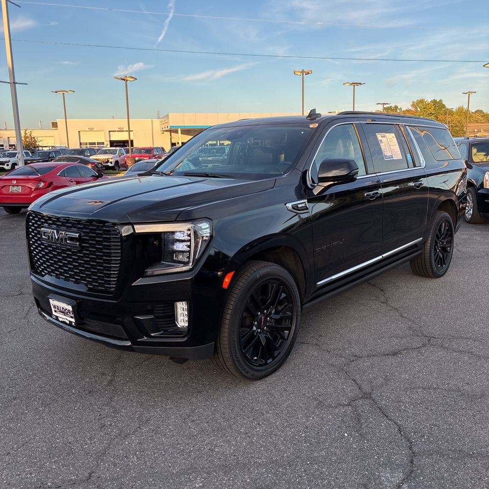 2023 GMC Yukon XL Denali