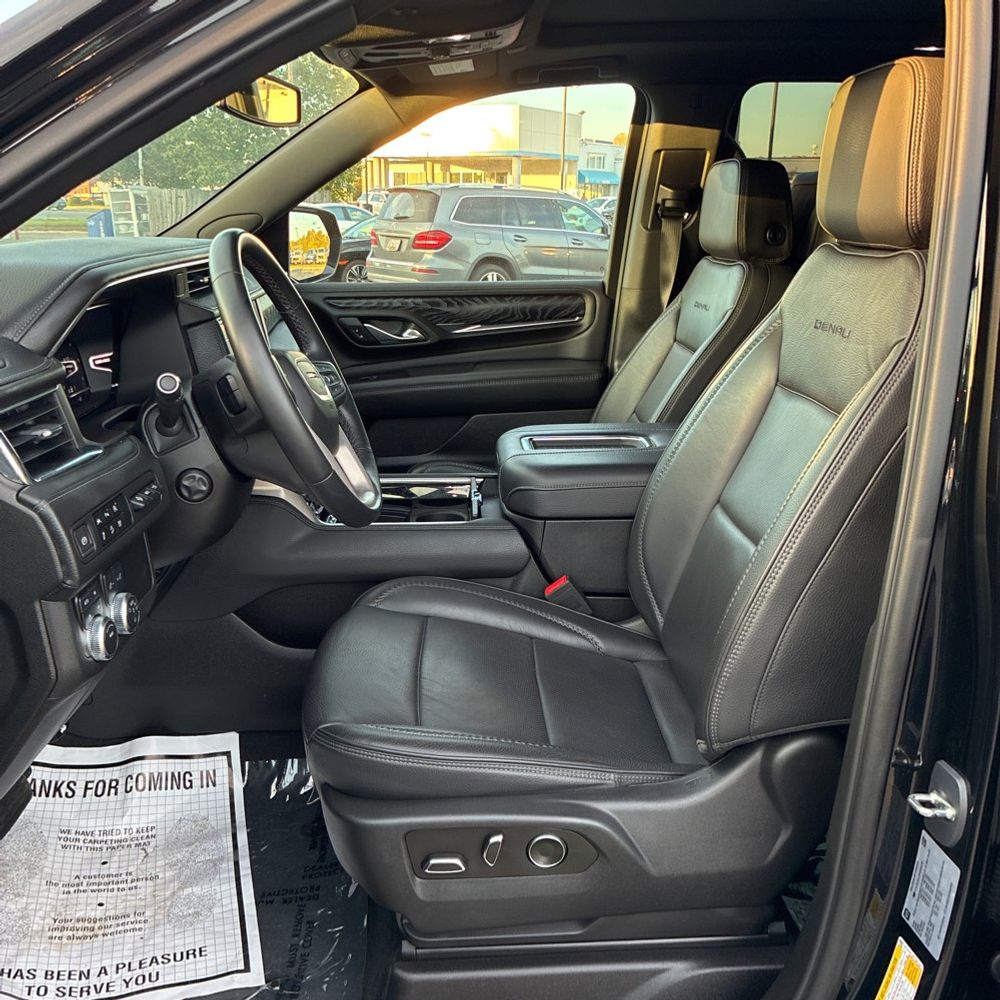2023 GMC Yukon XL Denali