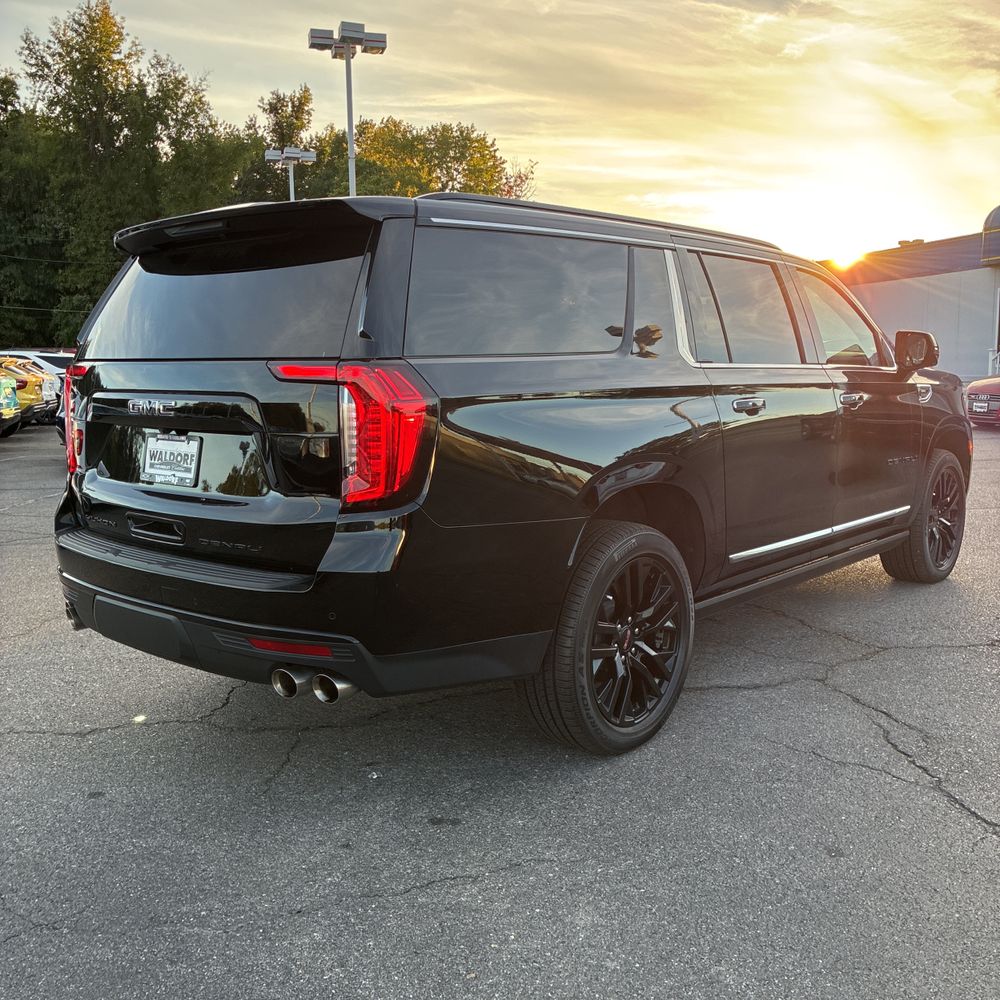 2023 GMC Yukon XL Denali