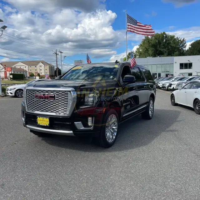 2023 GMC Yukon XL Denali