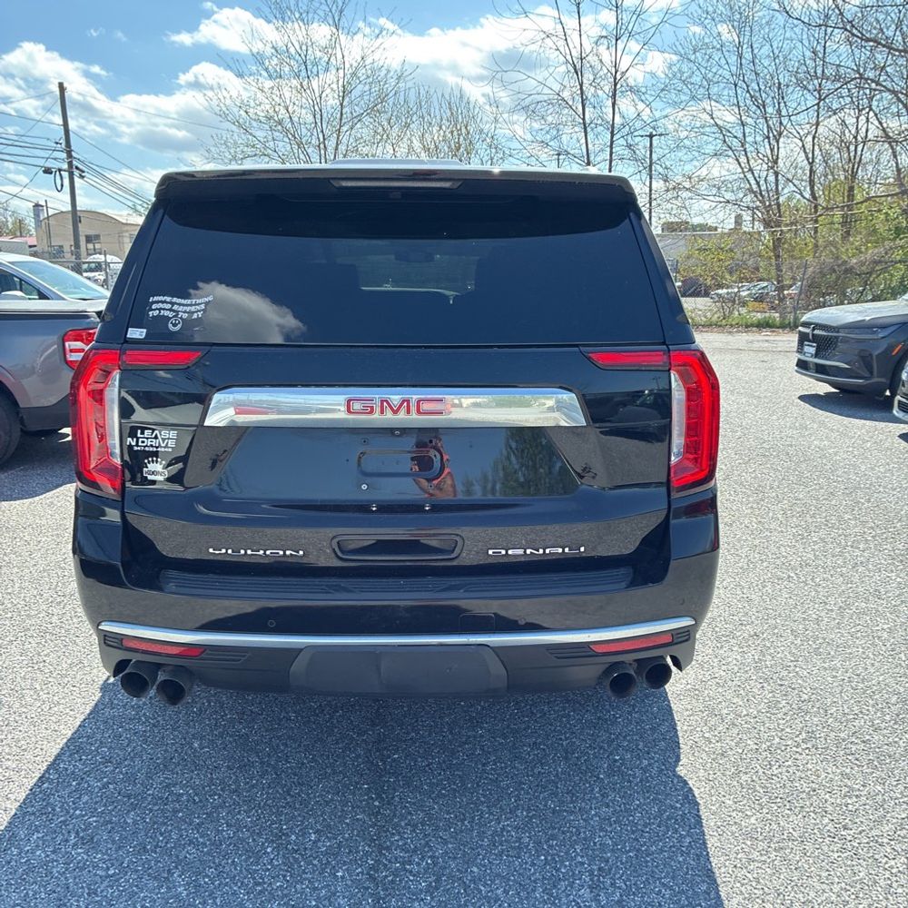 2022 GMC Yukon XL Denali