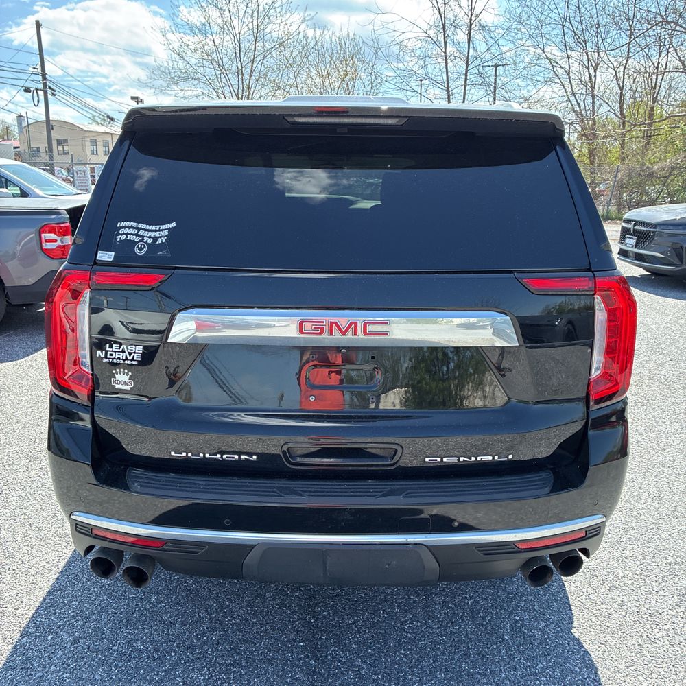 2022 GMC Yukon XL Denali