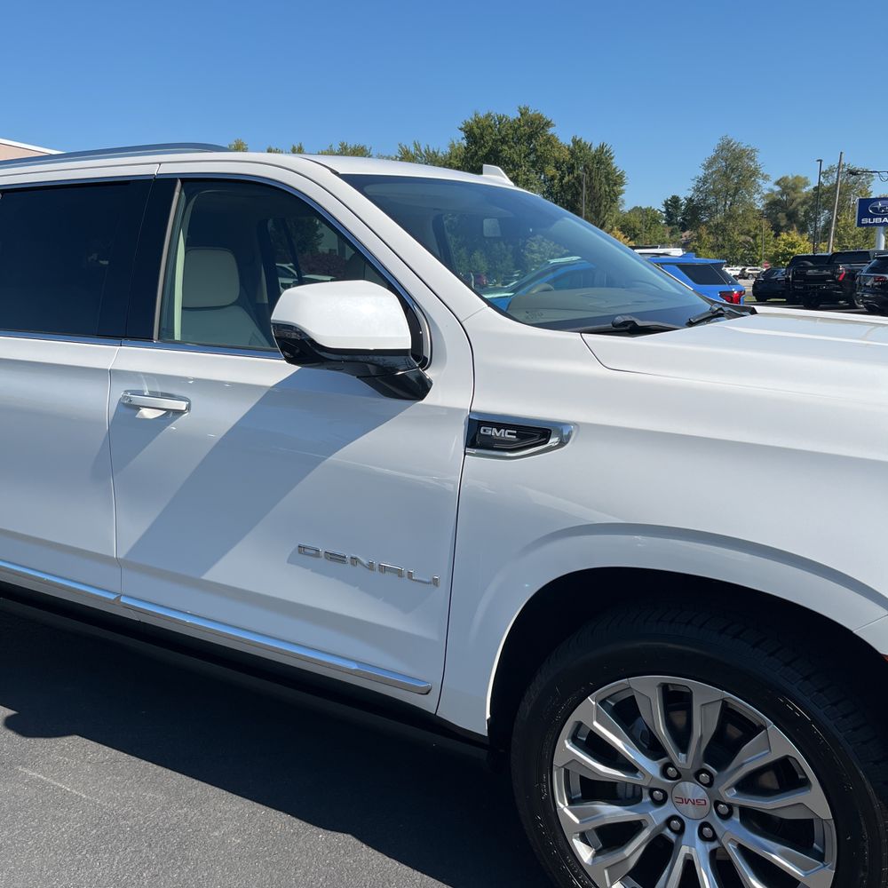 2022 GMC Yukon XL Denali