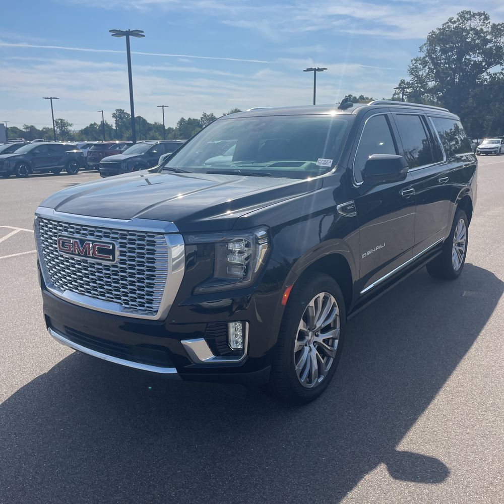 2022 GMC Yukon XL Denali