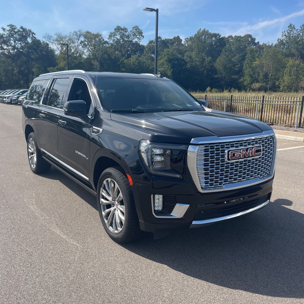 2022 GMC Yukon XL Denali