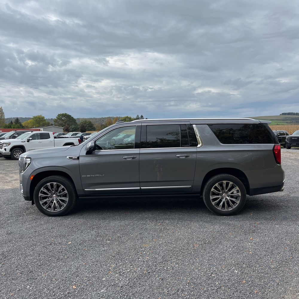 2021 GMC Yukon XL Denali