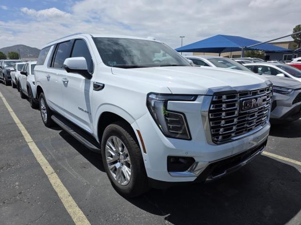2025 GMC Yukon XL Denali