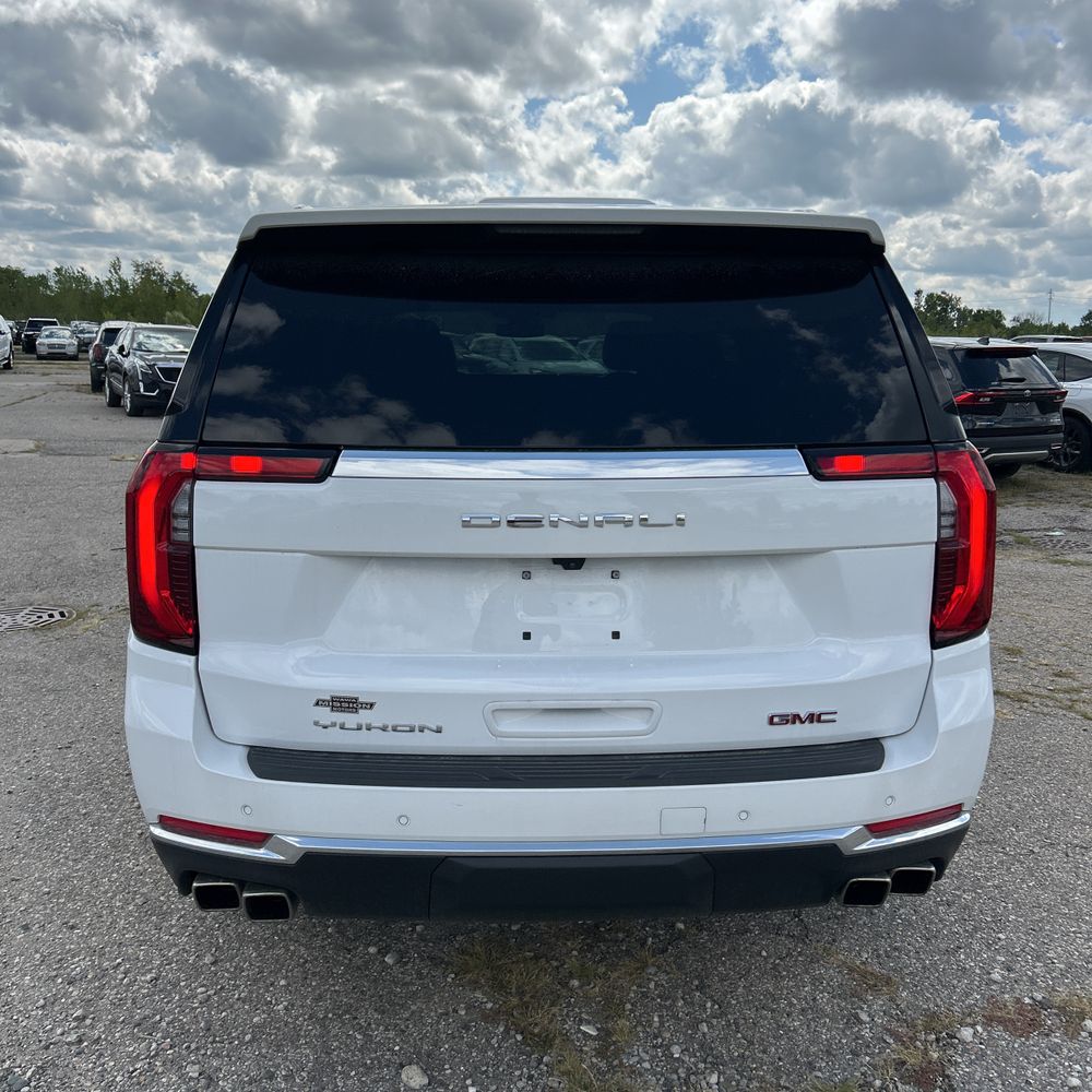 2025 GMC Yukon XL Denali