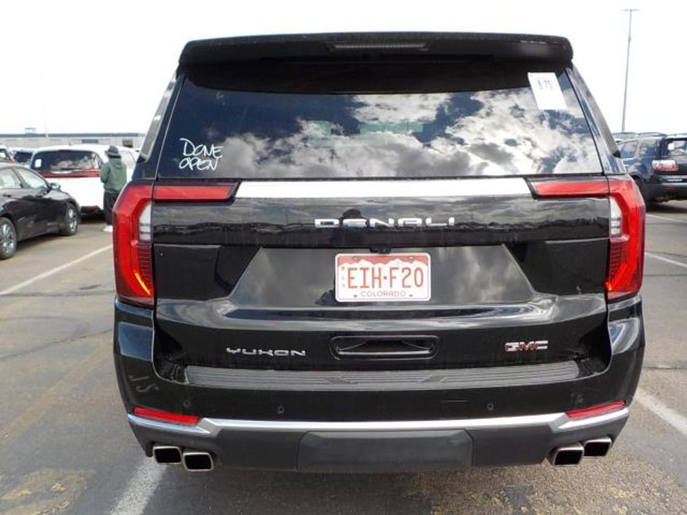 2025 GMC Yukon XL Denali