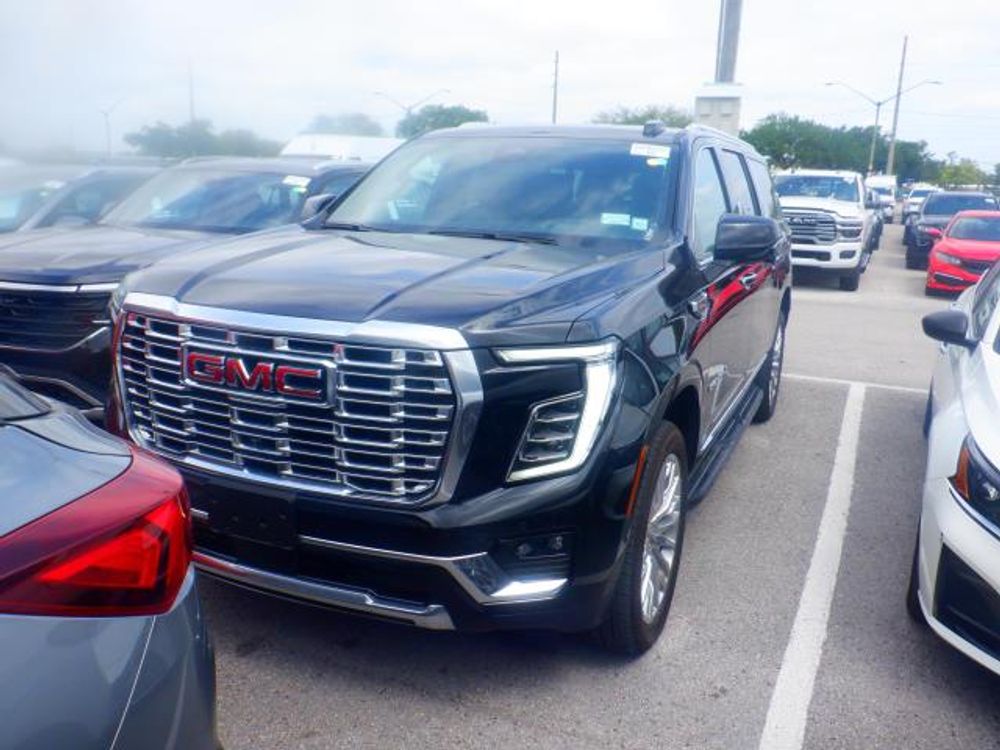 2025 GMC Yukon XL Denali
