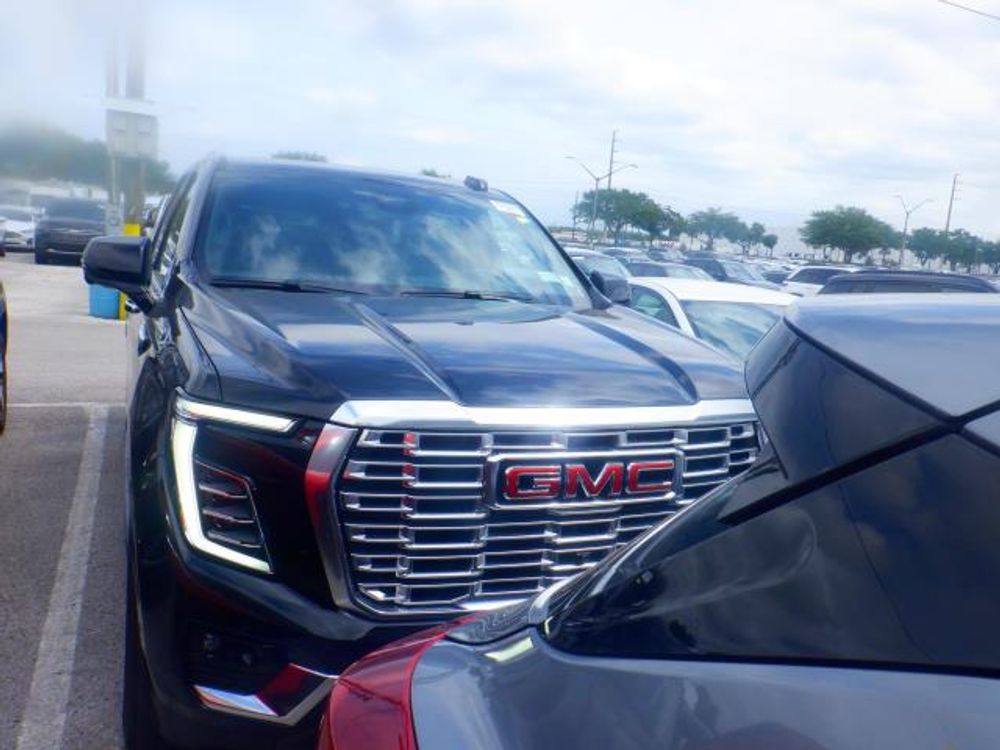 2025 GMC Yukon XL Denali