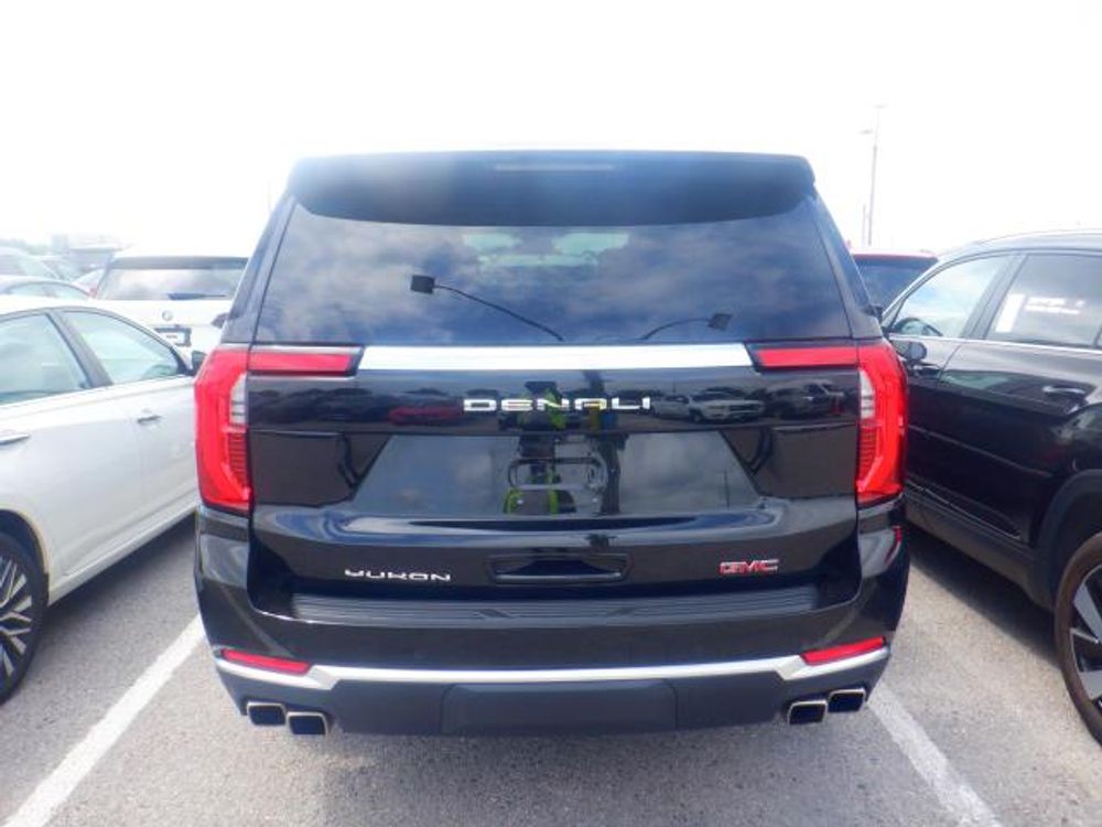 2025 GMC Yukon XL Denali