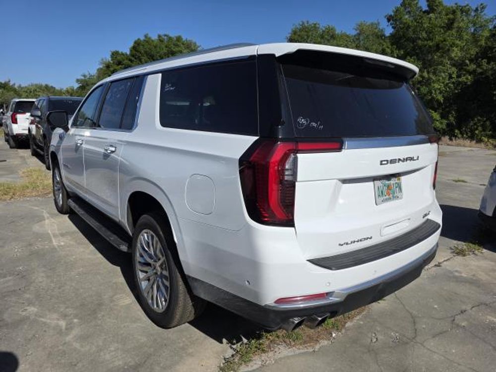 2025 GMC Yukon XL Denali