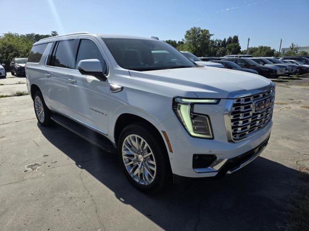 2025 GMC Yukon XL Denali
