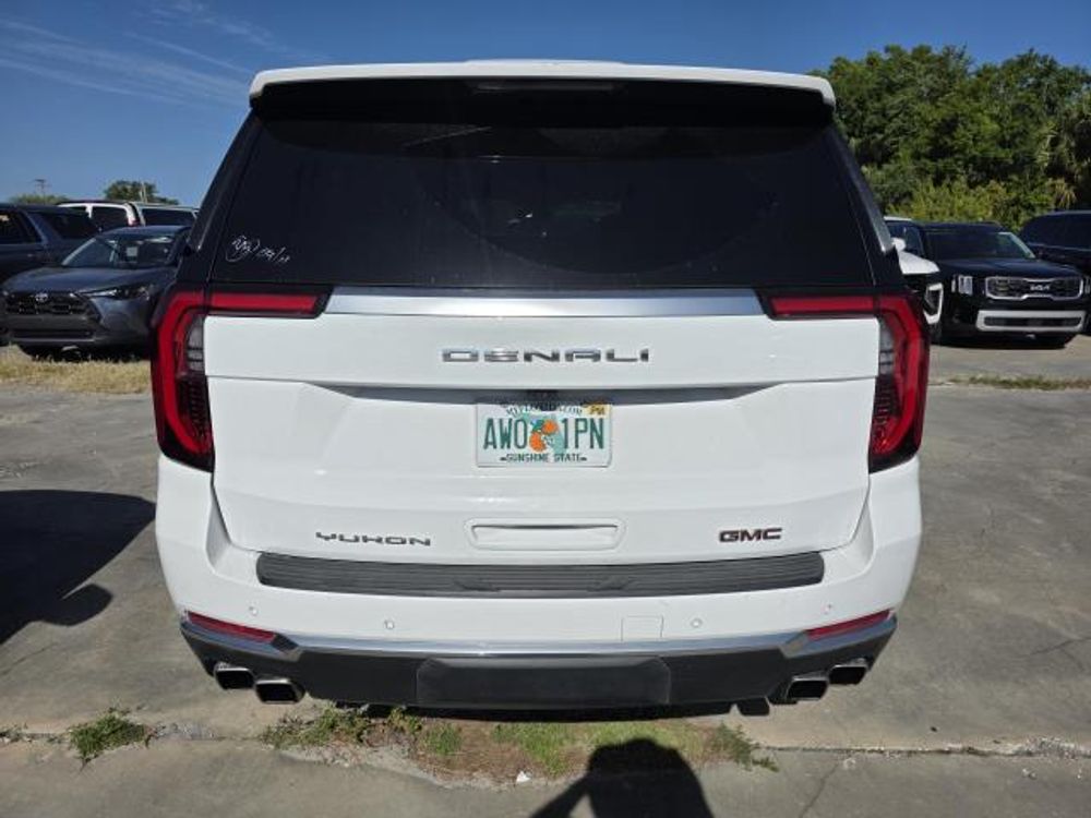 2025 GMC Yukon XL Denali