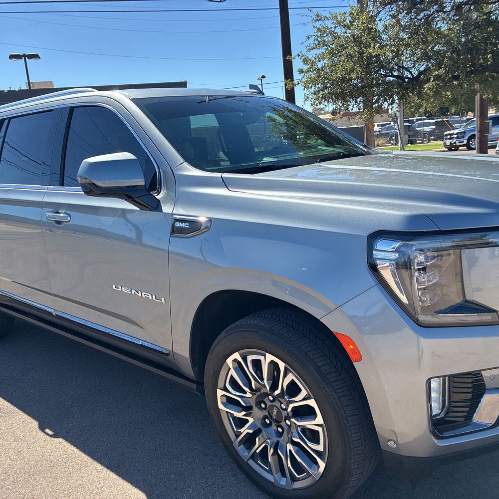 2023 GMC Yukon XL Denali Ultimate