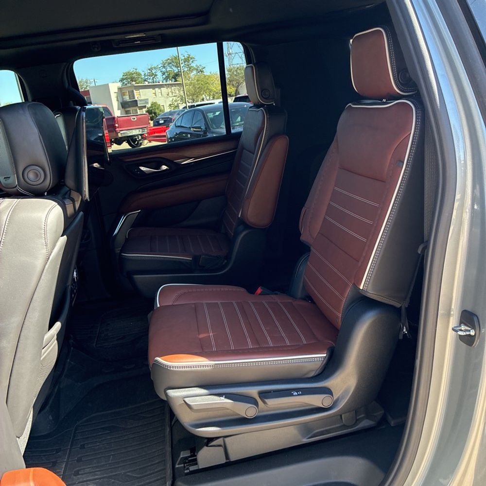 2023 GMC Yukon XL Denali Ultimate