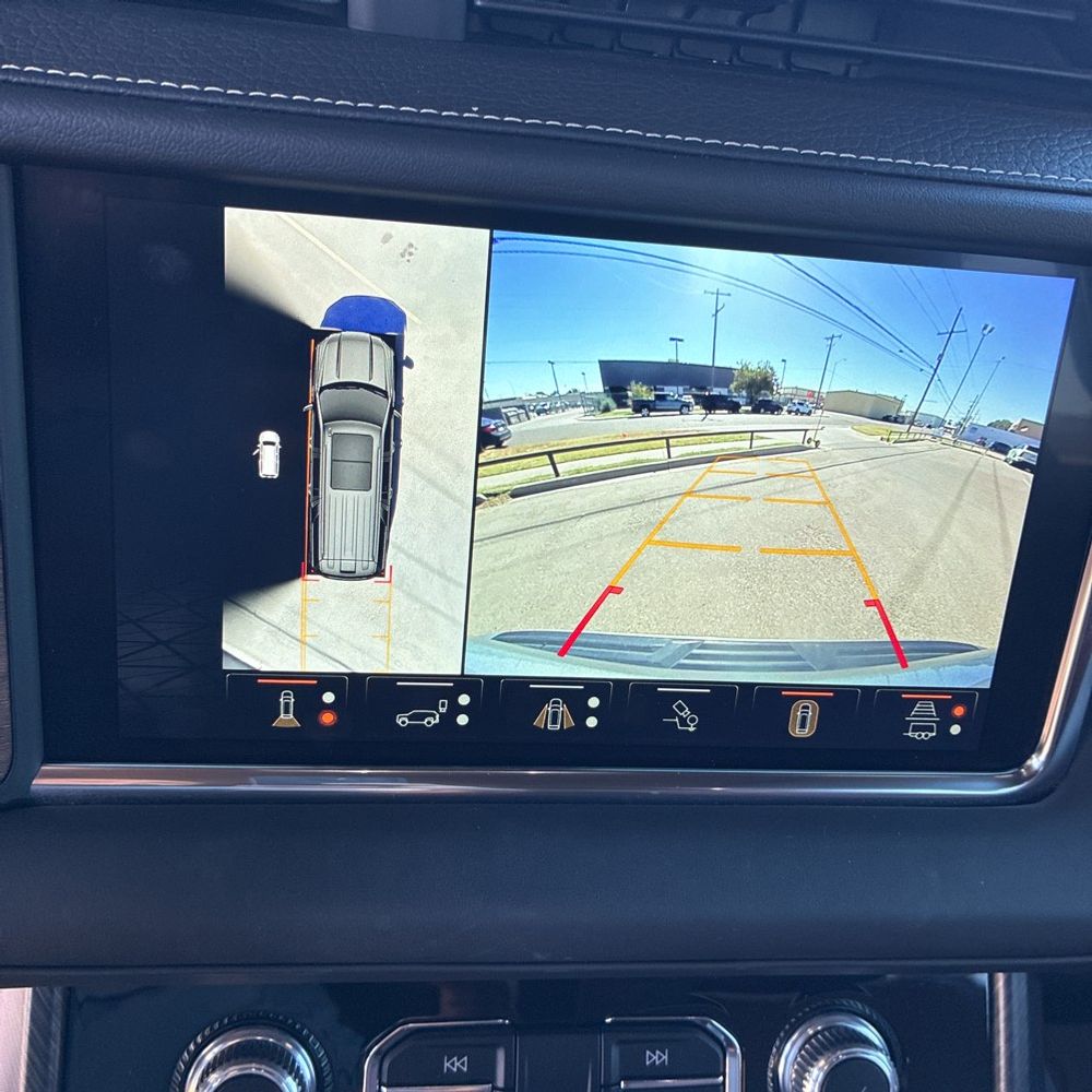 2023 GMC Yukon XL Denali Ultimate