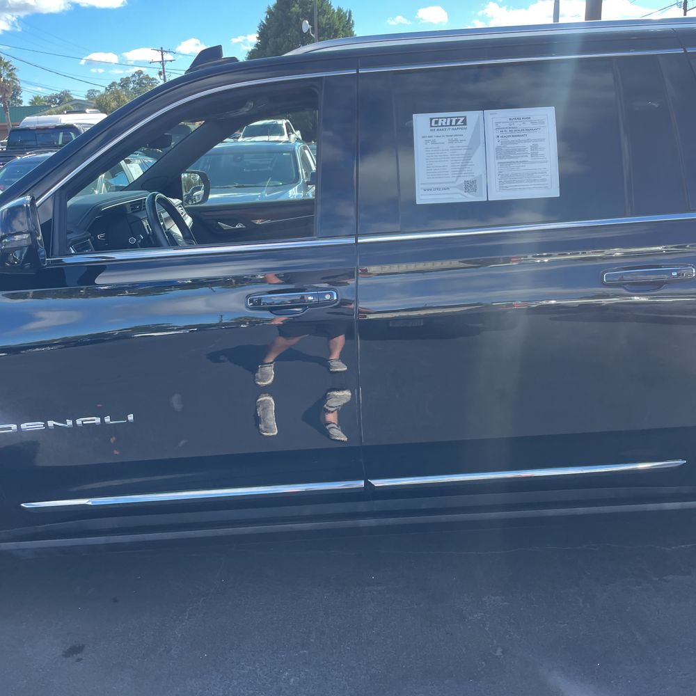 2023 GMC Yukon XL Denali Ultimate