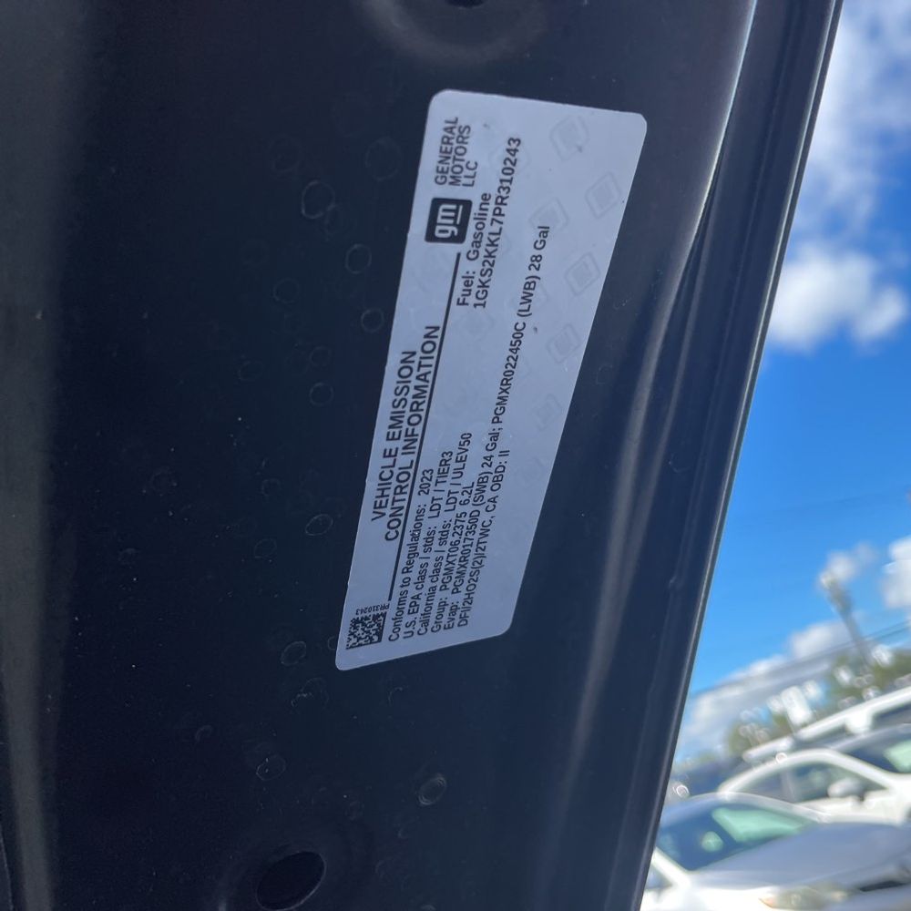 2023 GMC Yukon XL Denali Ultimate