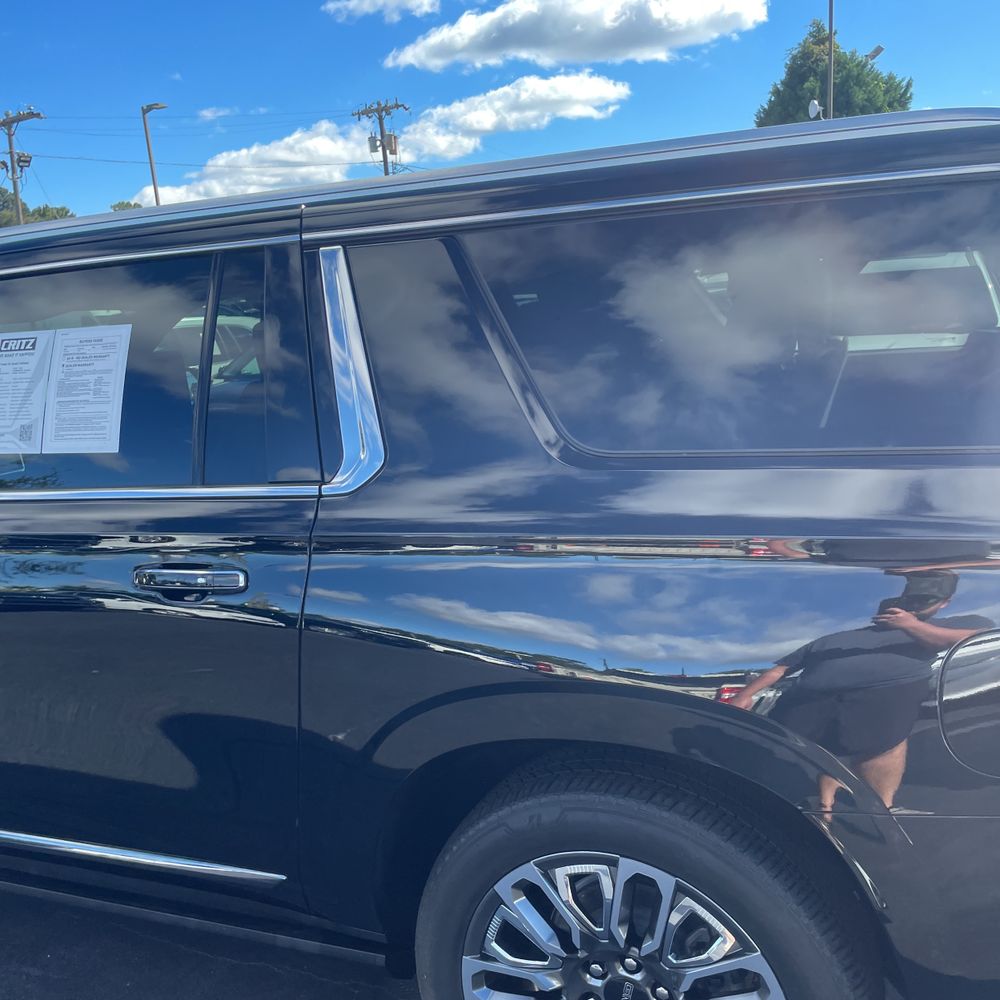 2023 GMC Yukon XL Denali Ultimate