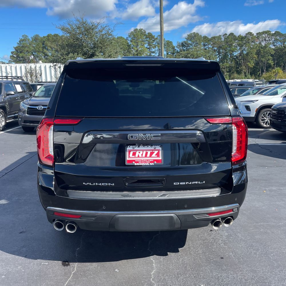 2023 GMC Yukon XL Denali Ultimate