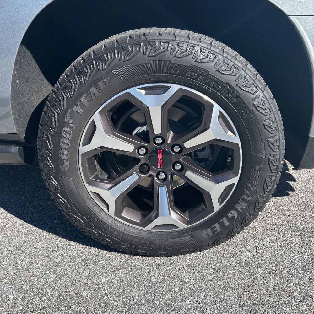 2025 GMC Yukon XL AT4 Ultimate