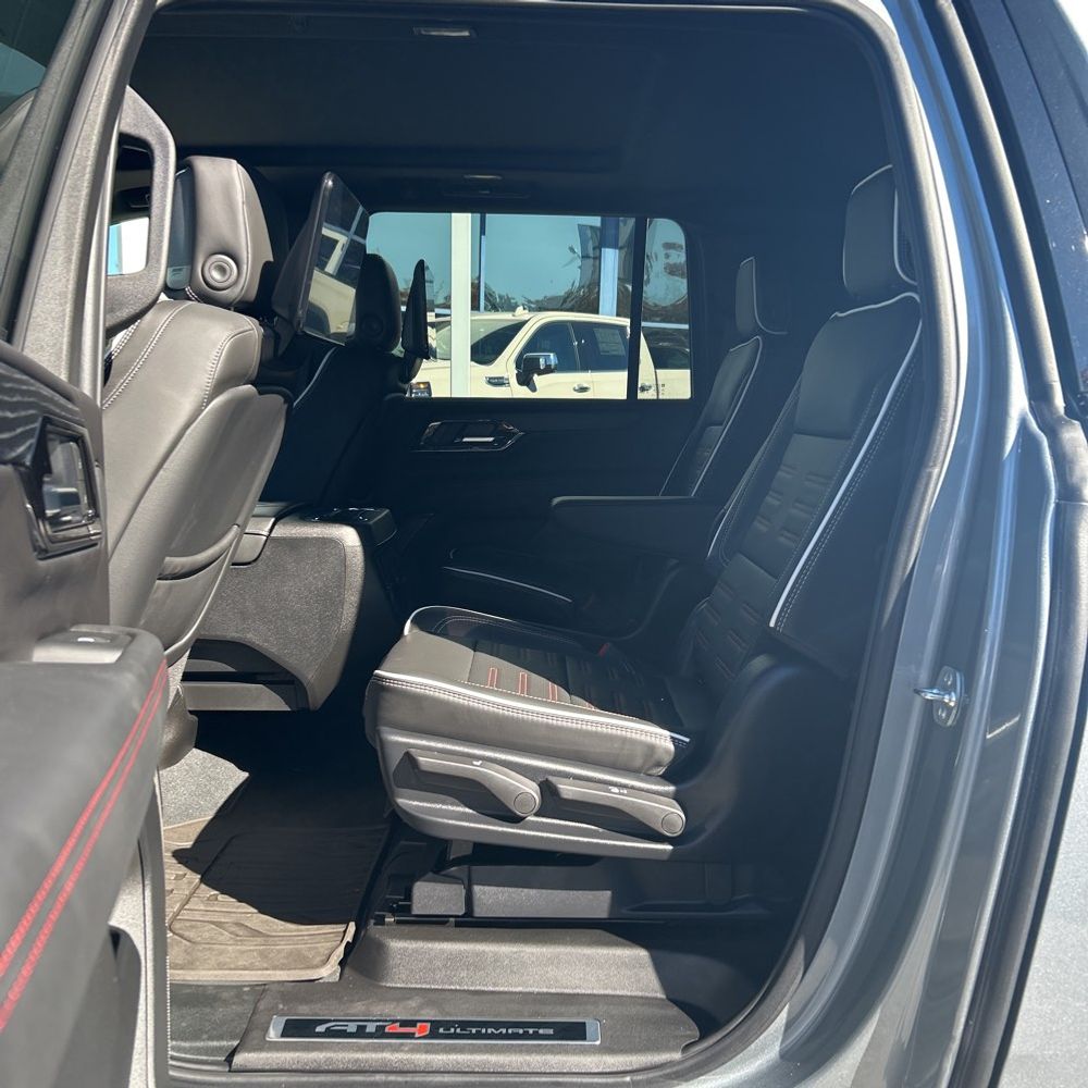 2025 GMC Yukon XL AT4 Ultimate