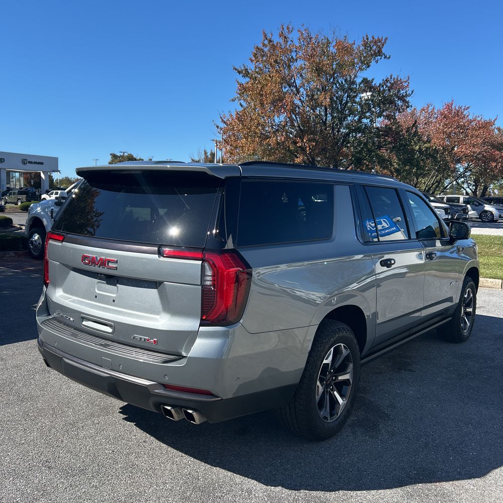 2025 GMC Yukon XL AT4 Ultimate
