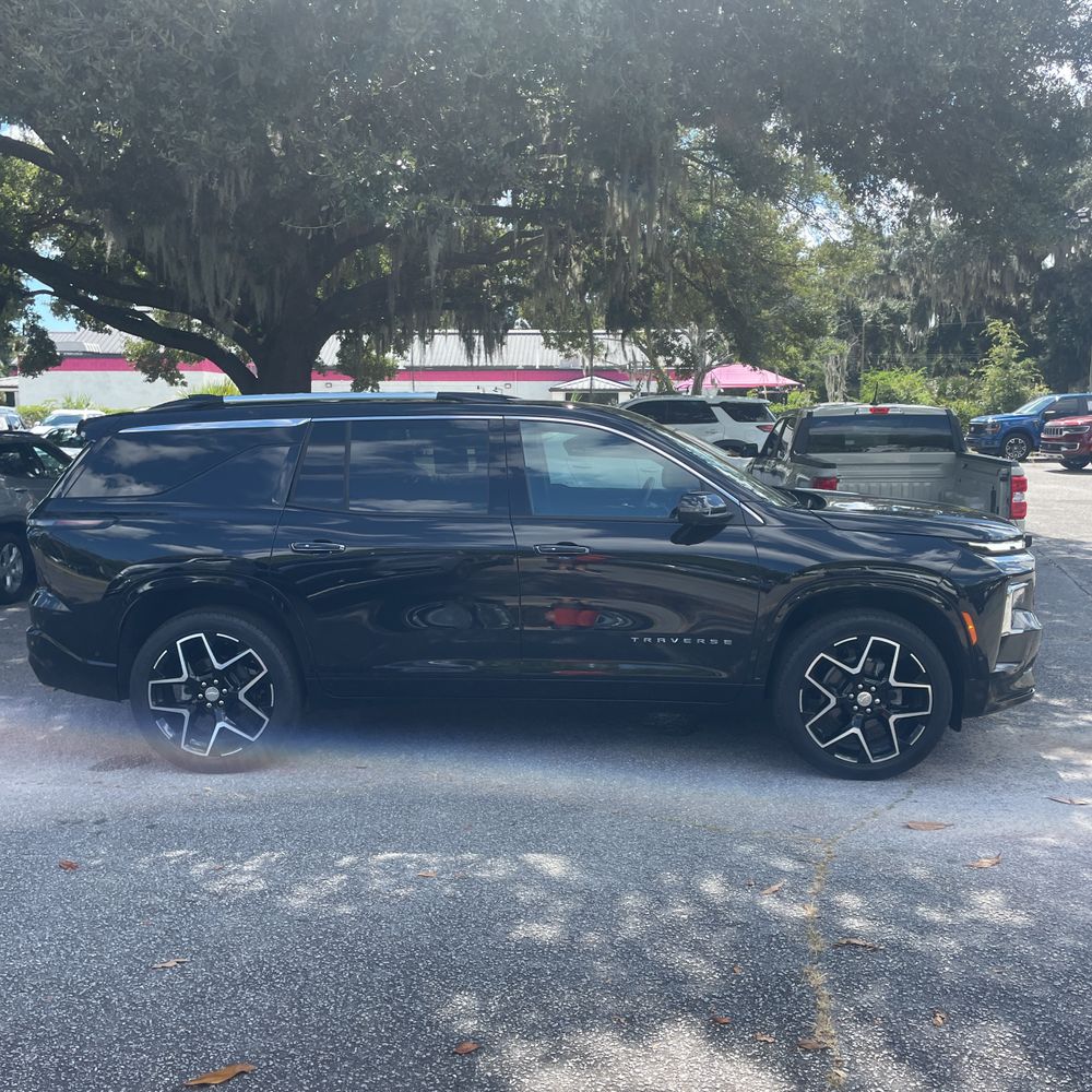 2025 Chevrolet Traverse High Country