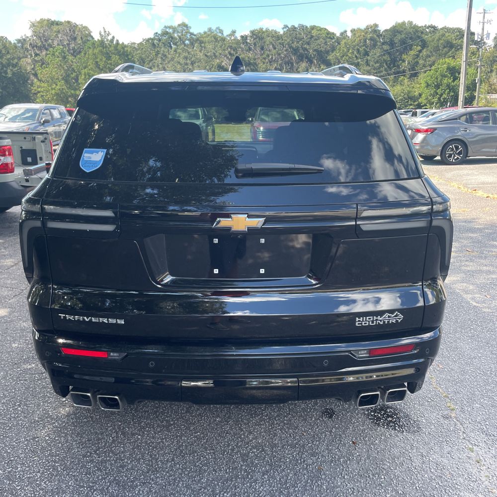 2025 Chevrolet Traverse High Country