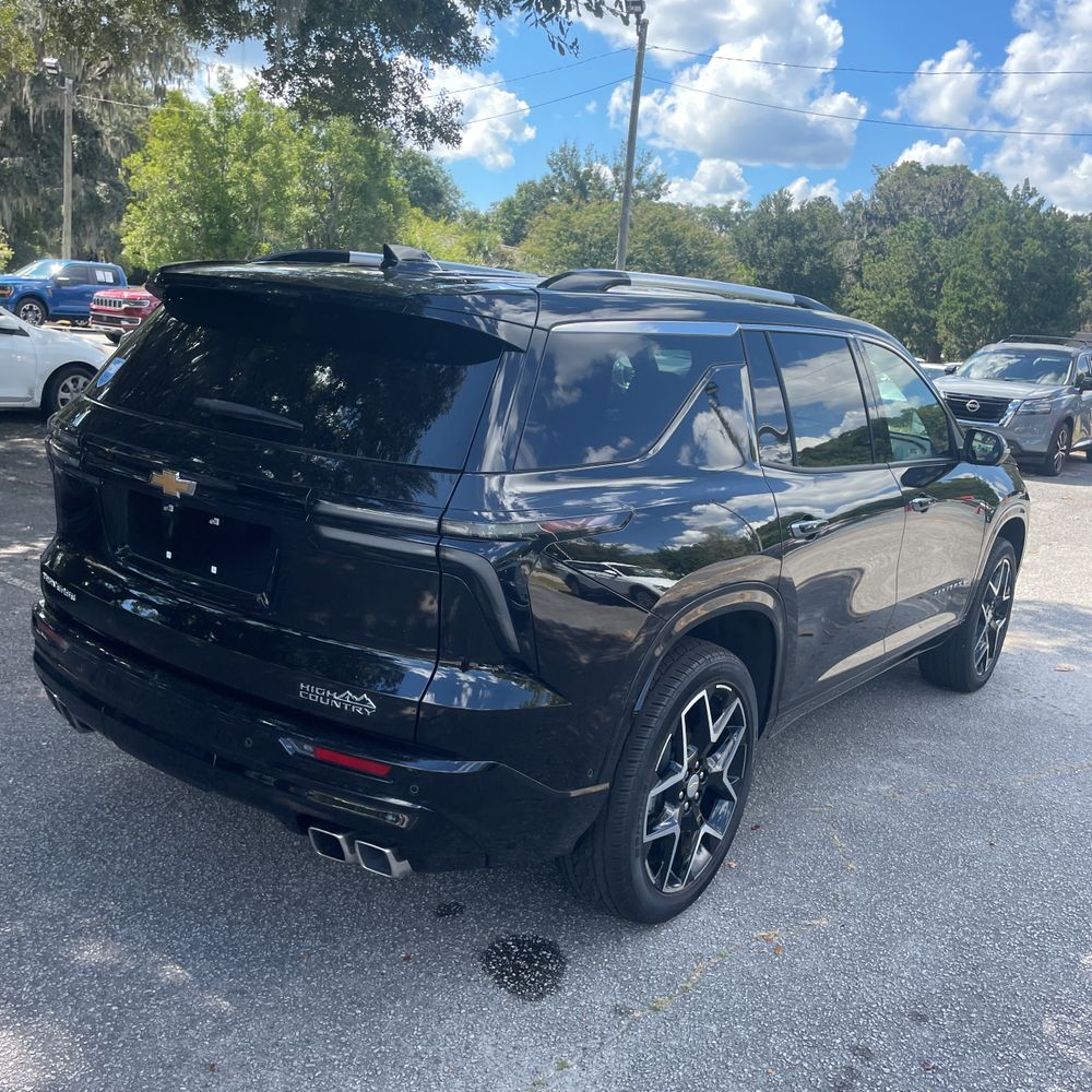 2025 Chevrolet Traverse High Country